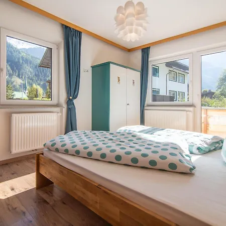 Regenbogenhaus Mayrhofen