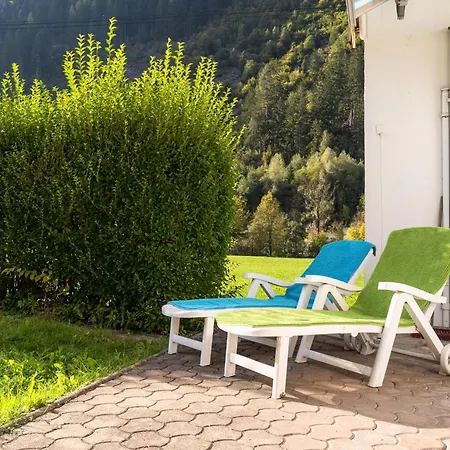 Holiday home Regenbogenhaus