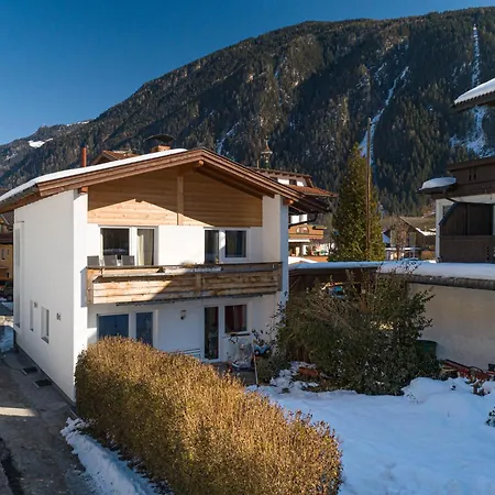 Holiday home Regenbogenhaus