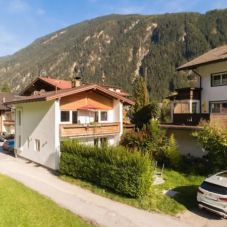 Regenbogenhaus Mayrhofen