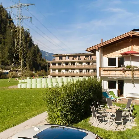 Regenbogenhaus Mayrhofen